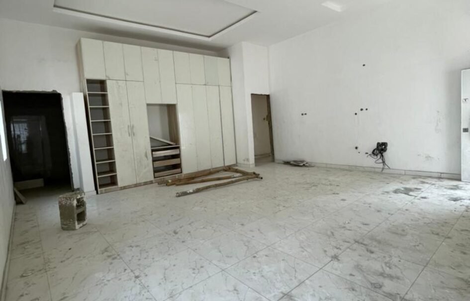 Tastefully furnished 1 bedroom apartment Tastefully furnished 1 bedroom apartment