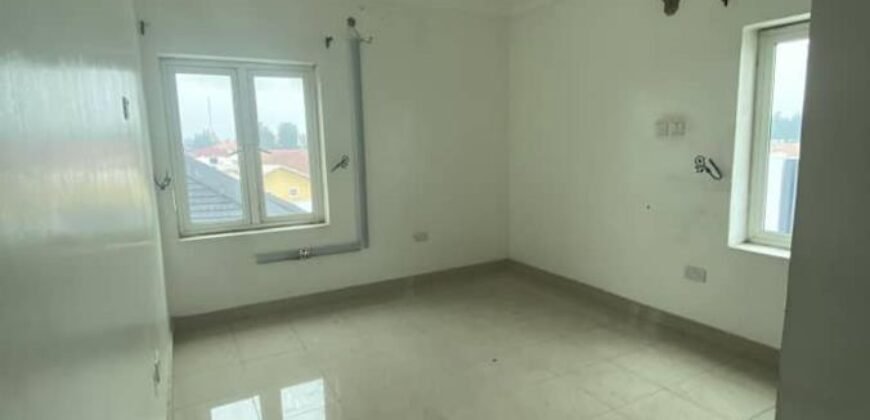 .4 bedroom penthouse duplex with a bq