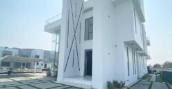 5 BEDROOM DETACH DUPLEX HOUSE WITH A SWIMMING POOL, PENTHOUSE AND WITH A CINEMA